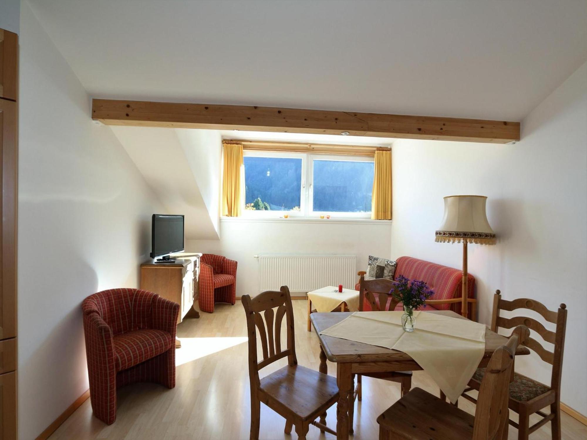 Apartment In Bichlbach With Parking Space Екстериор снимка