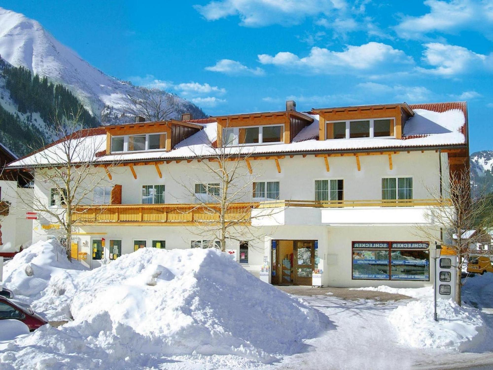 Apartment In Bichlbach With Parking Space Екстериор снимка
